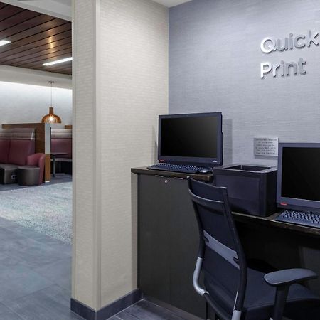 Courtyard By Marriott St. Louis West County Hotel Town and Country Ngoại thất bức ảnh